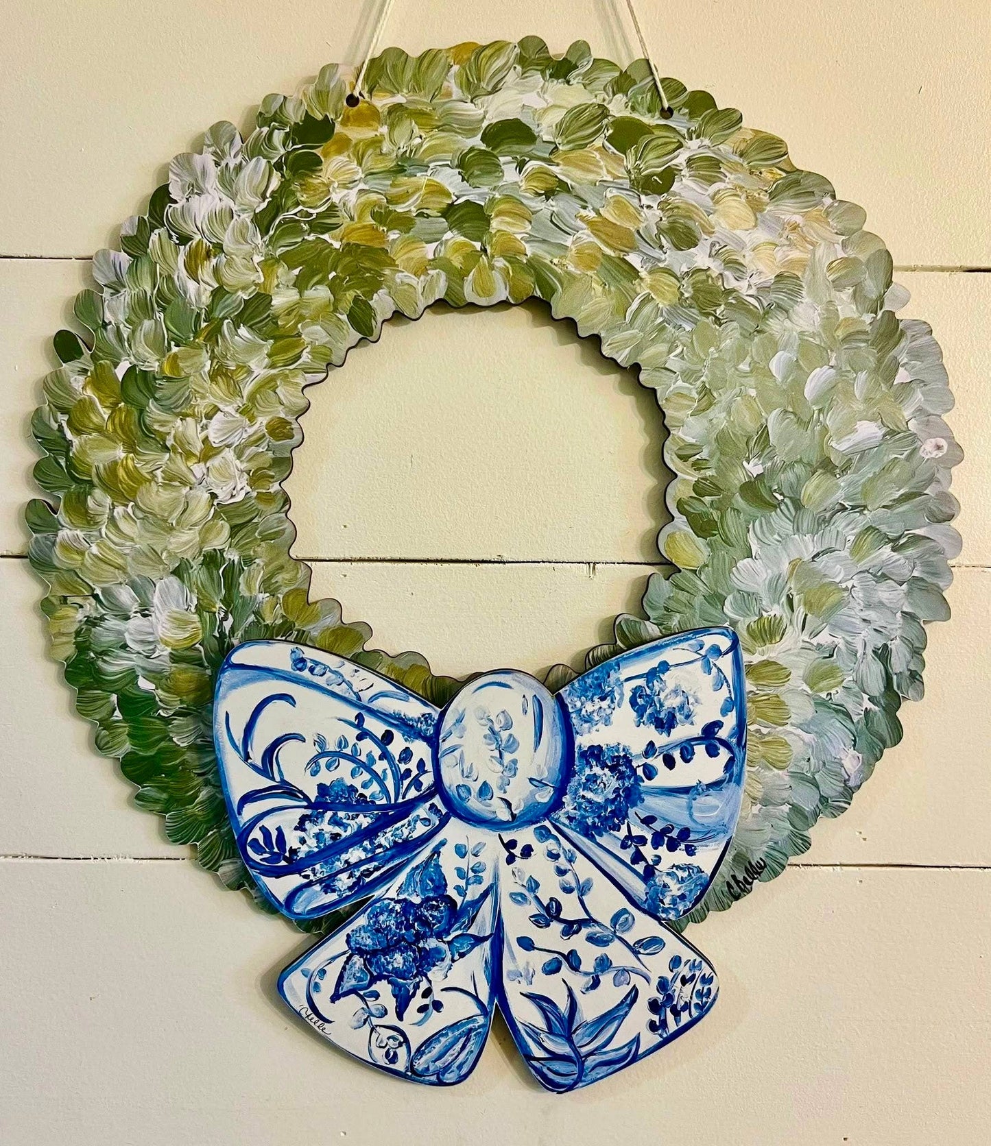 Interchangeable Boxwood Attachments: Blue Chinoiserie Bow