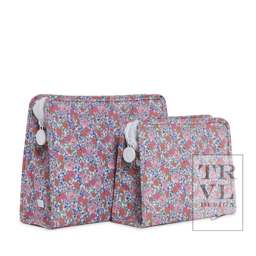 Roadie Medium - Classic Plaid Red Zip Pouch