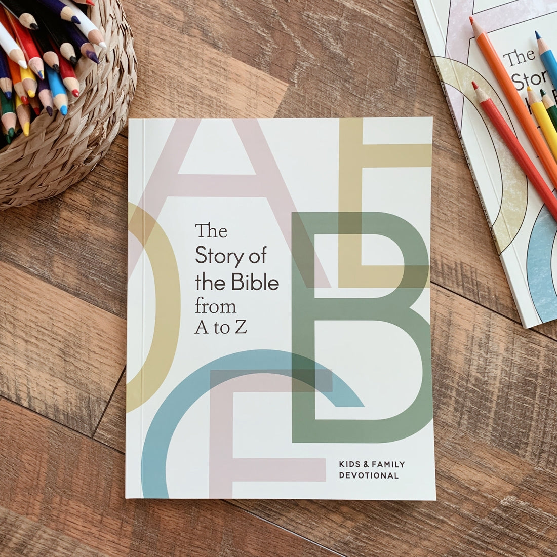 Story of the Bible A to Z-Kids and Family Devotional