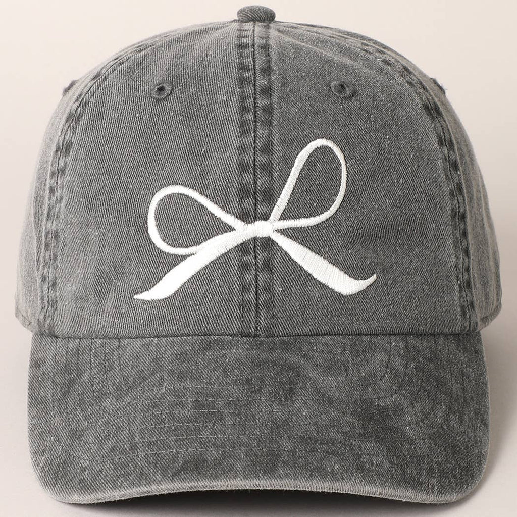 Bow Embroidered Cotton Baseball Cap: Black / One Size