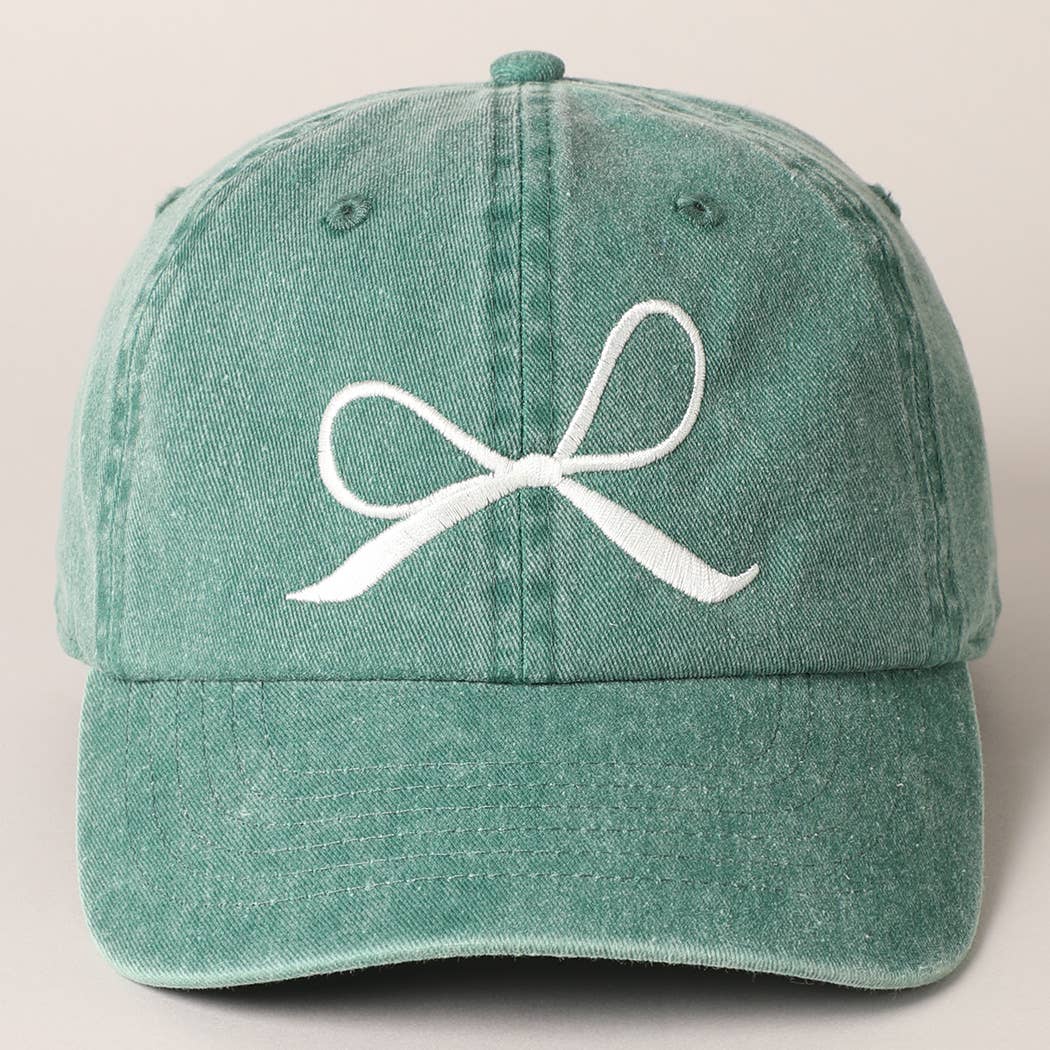 Bow Embroidered Cotton Baseball Cap: Black / One Size