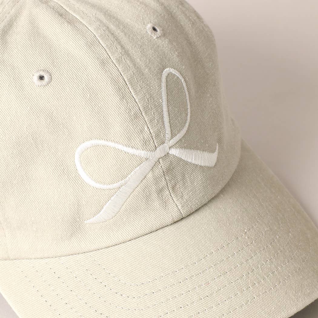 Bow Embroidered Cotton Baseball Cap: Black / One Size
