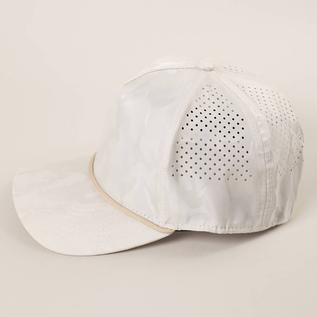 White Camo 5 Panel Rope Strap Trucker Hat: LT GREY / One Size