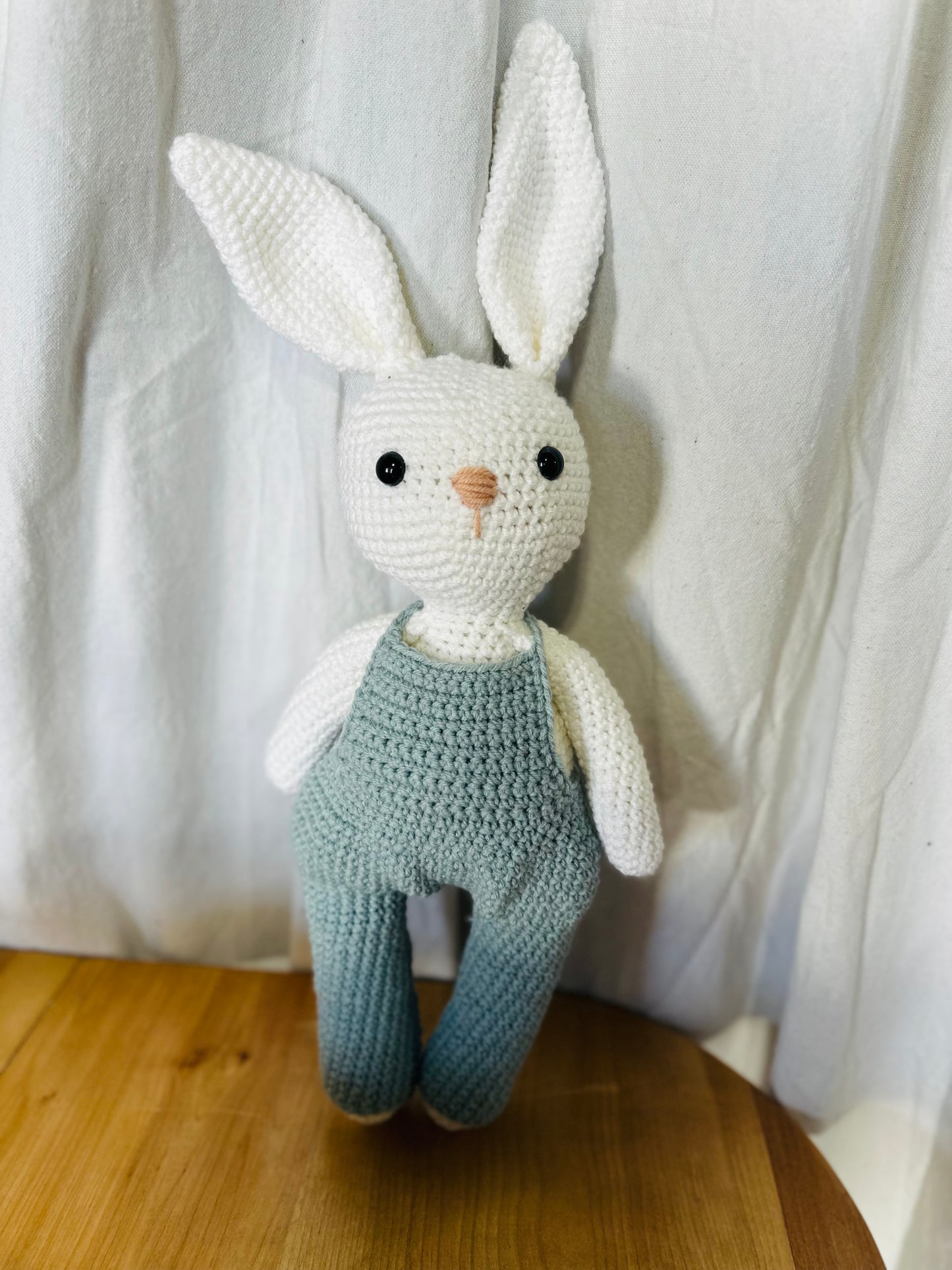 Crochet Bunny w/ Overall small