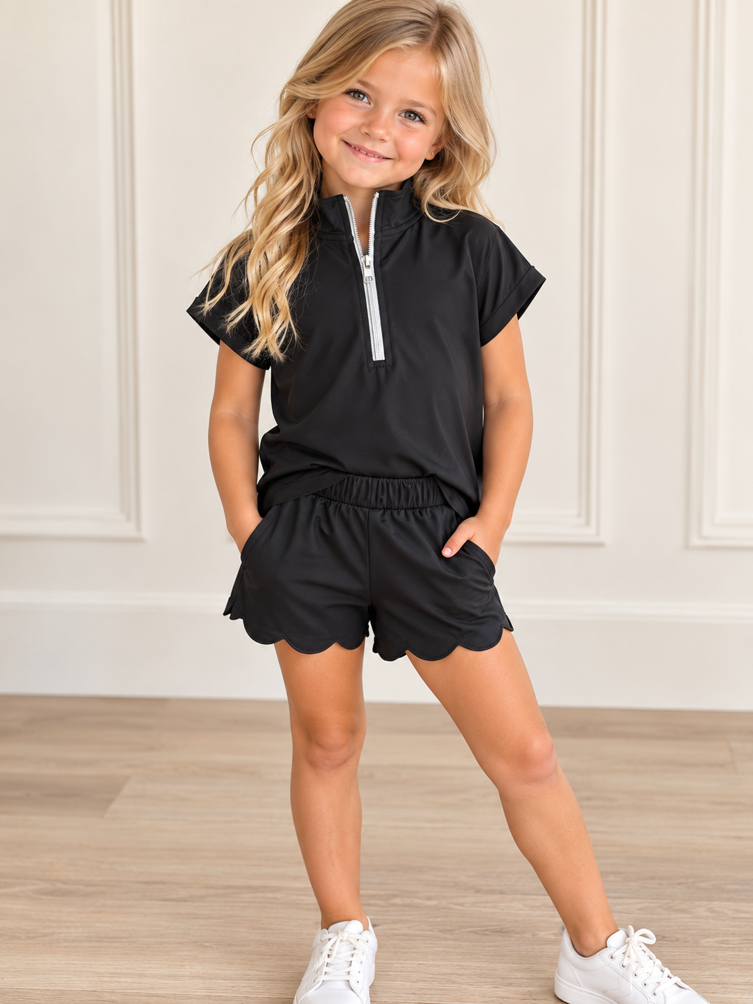 Black Scalloped Set