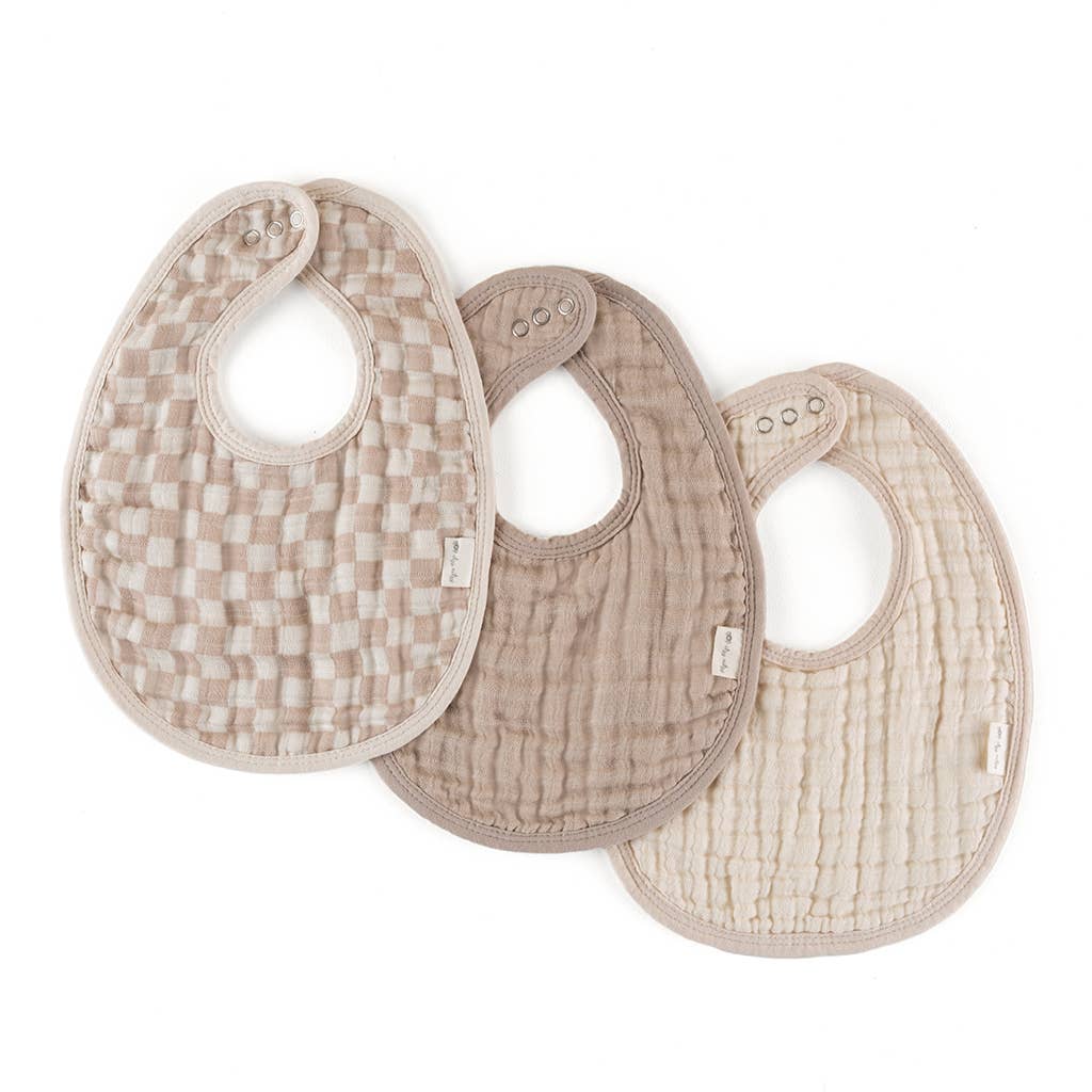 Itzy Bibs™: Strawberries + Cream