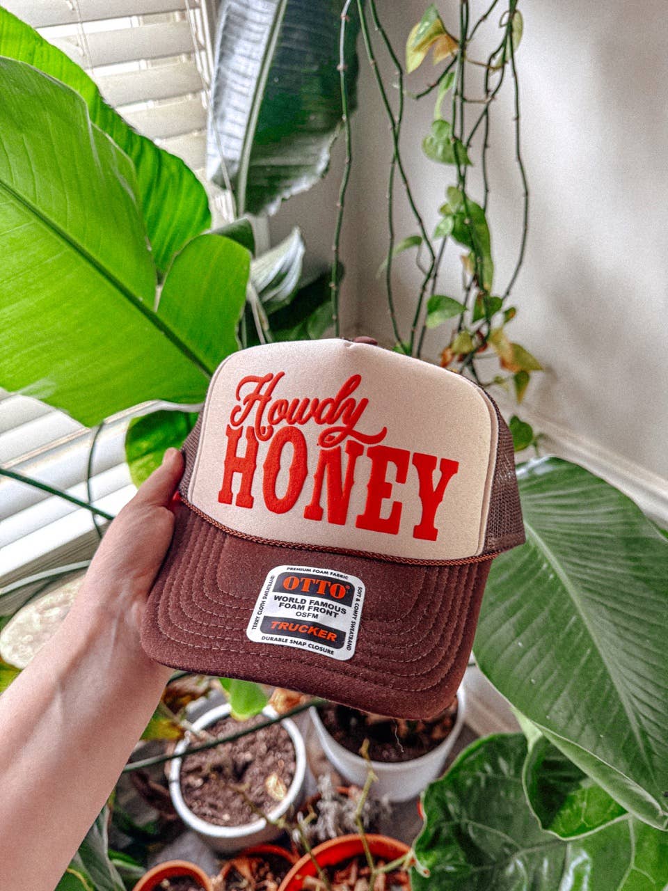 Howdy Honey, Western Trucker Hat: Tan/Camo